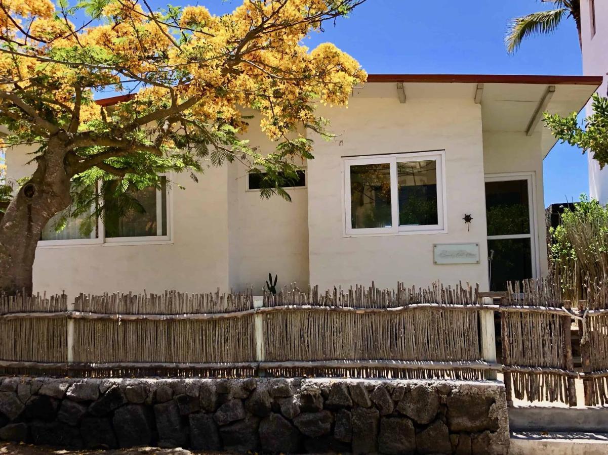 Sandy Feet House Puerto Villamil Εξωτερικό φωτογραφία
