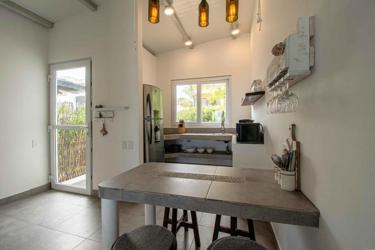 Sandy Feet House Puerto Villamil Εξωτερικό φωτογραφία